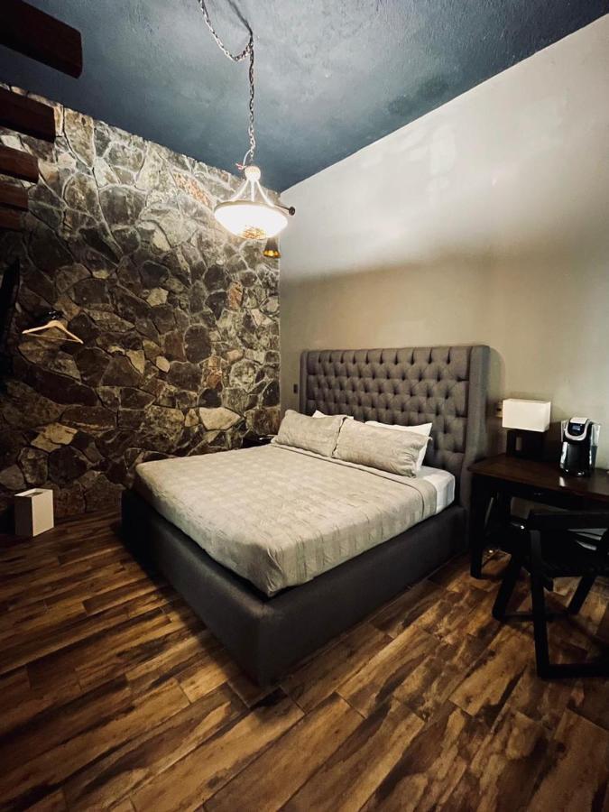 Independencia Dos 7 Hotel Boutique Queretaro Luaran gambar